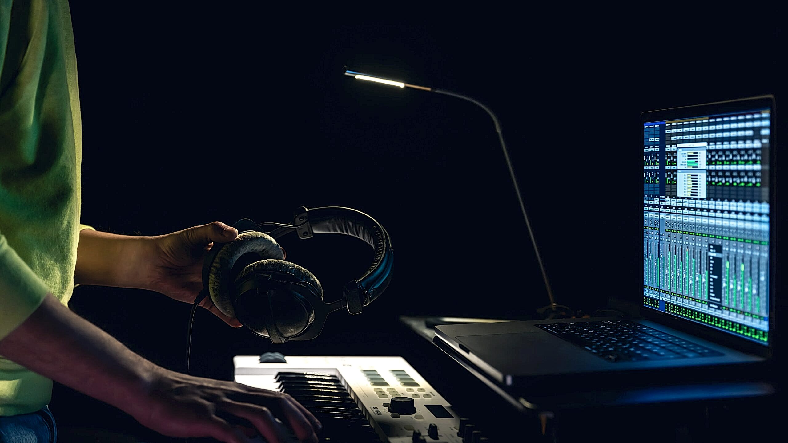 double point studios iletişim